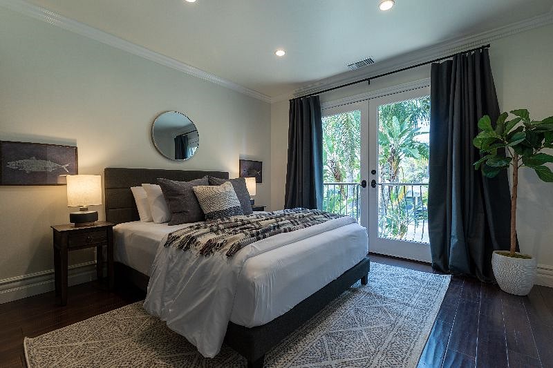 Furnished Finder property 594994_1 photo 10
