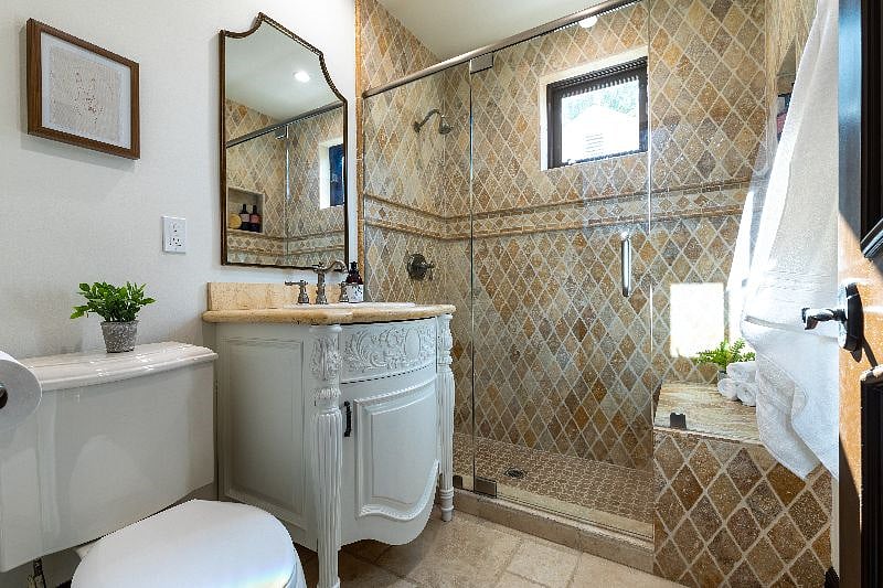 Furnished Finder property 594994_1 photo 17