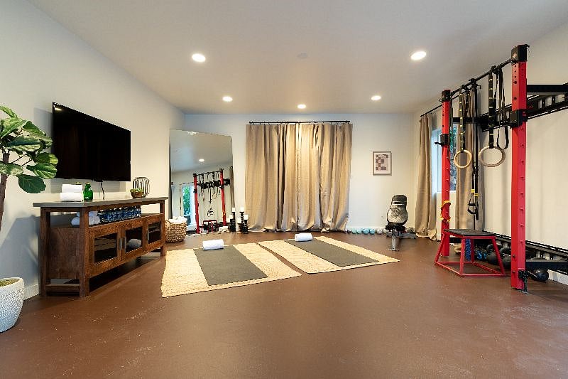 Furnished Finder property 594994_1 photo 22