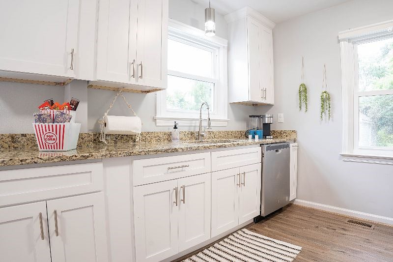 Furnished Finder property 595018_1 photo 10