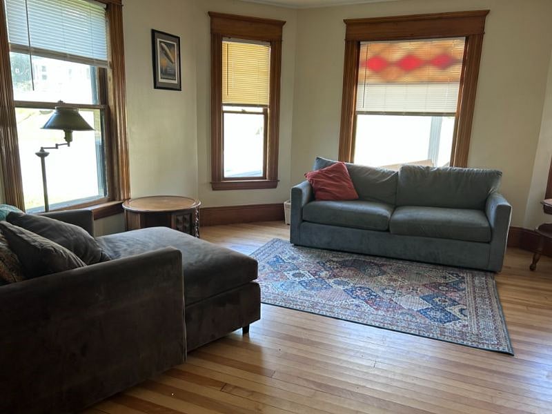 Furnished Finder property 595060_1 photo 2