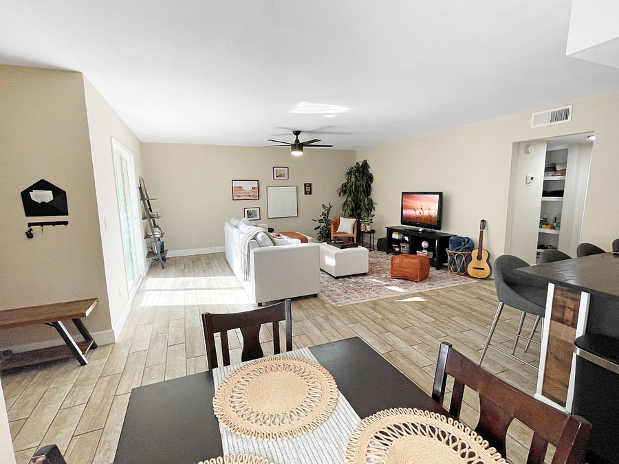 Furnished Finder property 595076_1 photo 3