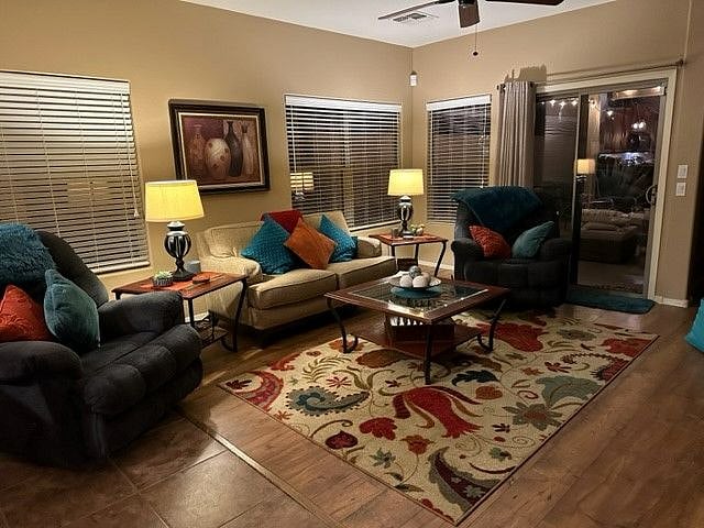 Furnished Finder property 595082_1 photo 1