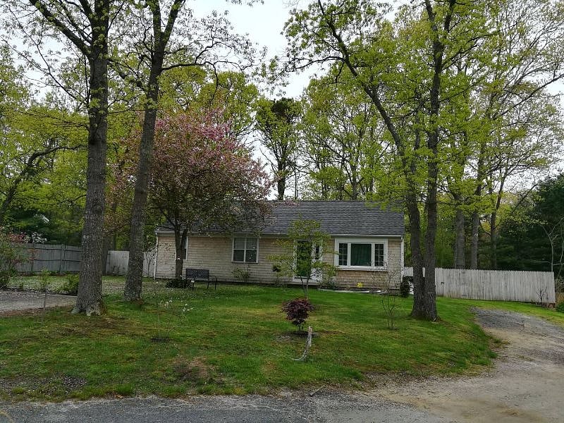front of the house and two of the driveways