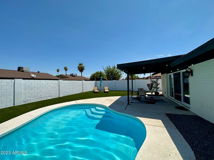 Furnished Finder property 595115_1 photo 18