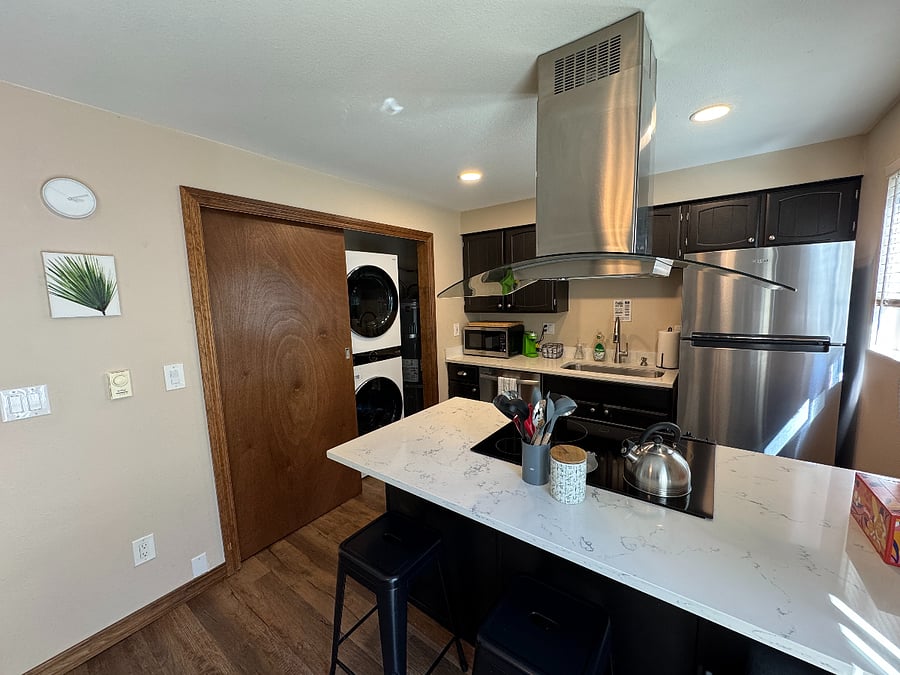Furnished Finder property 595120_1 photo 3