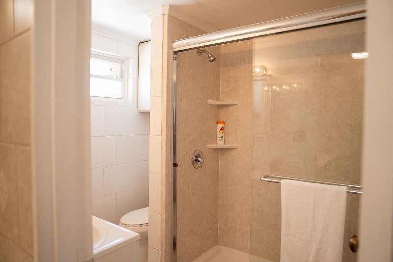Furnished Finder property 595133_1 photo 17