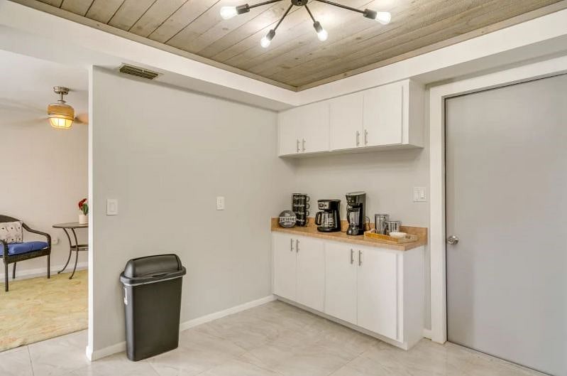 Furnished Finder property 595244_1 photo 12