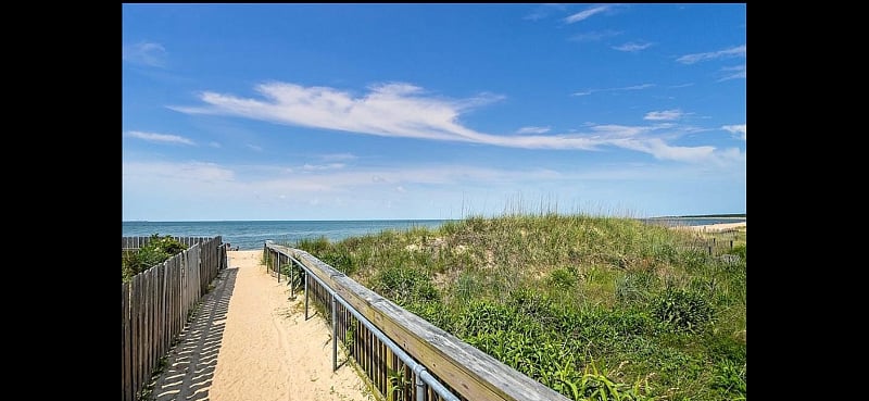 Beach Access 1/2 block from the condo! Just head towards the Seagate Colony high rise condo to the left of the garage, and enjoy the view and breeze!