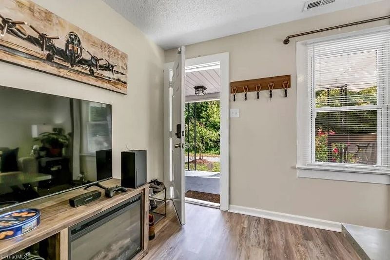 Furnished Finder property 595256_1 photo 8