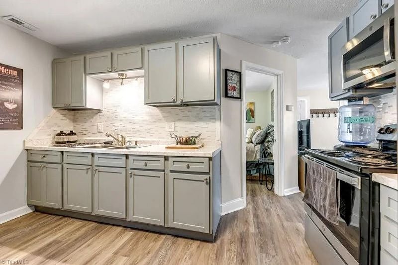 Furnished Finder property 595256_1 photo 12