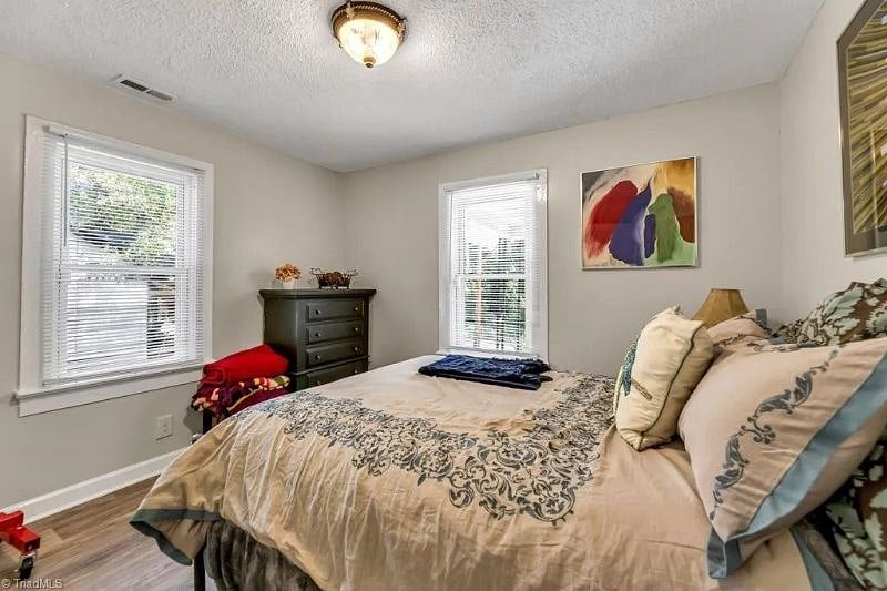 Furnished Finder property 595256_1 photo 18