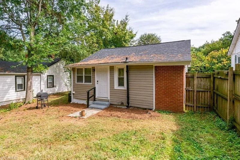 Furnished Finder property 595256_1 photo 21