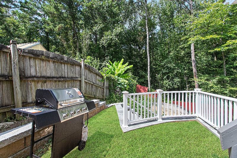 Furnished Finder property 595425_1 photo 17