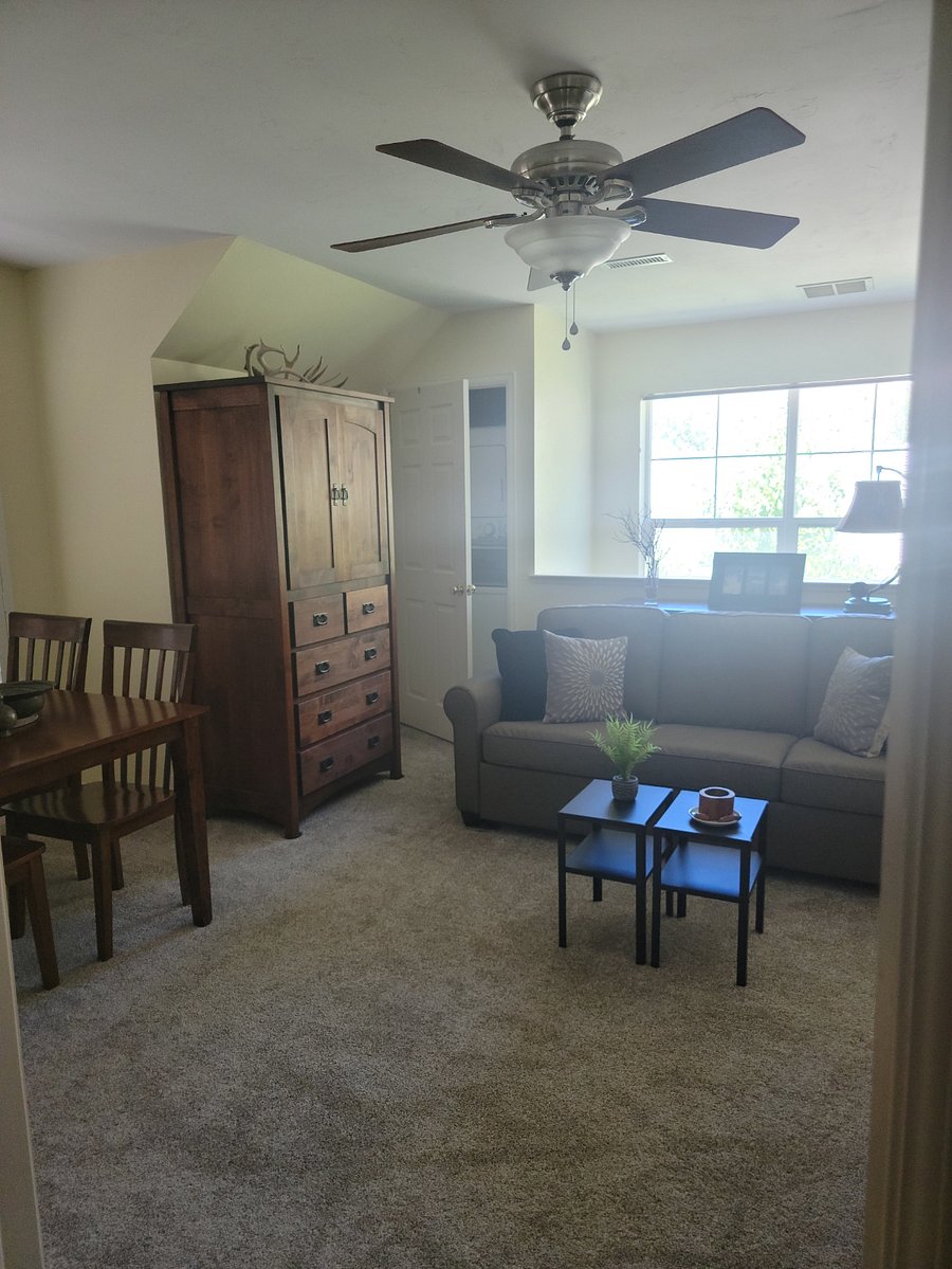 Furnished Finder property 595547_1 photo 1