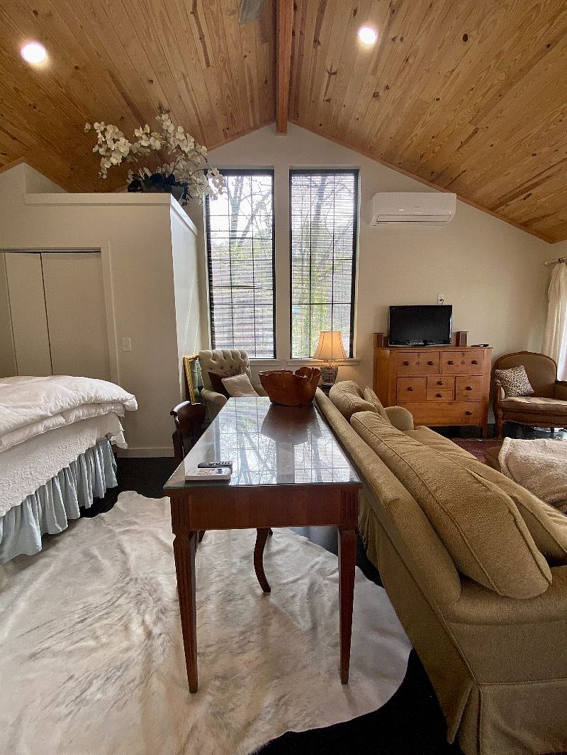 Furnished Finder property 595574_1 photo 2