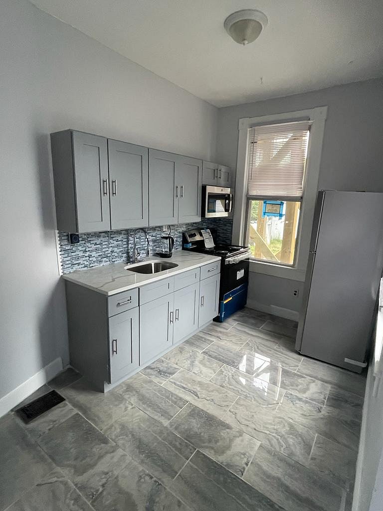 Furnished Finder property 595588_1 photo 3