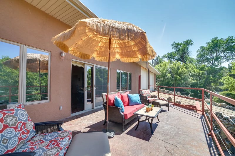 Furnished Patio
