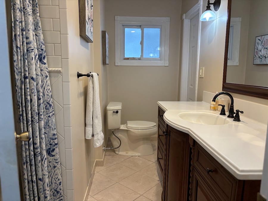 Full Bath connected to 2nd Bedroom