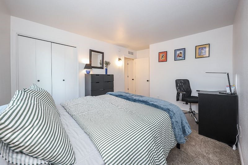 Comfy queen bed in bedroom #2