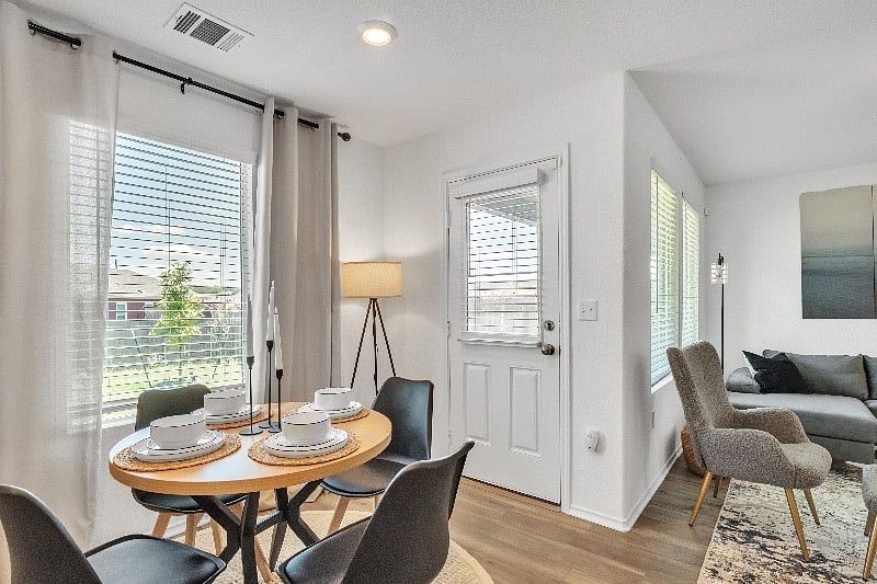 Furnished Finder property 595639_1 photo 4