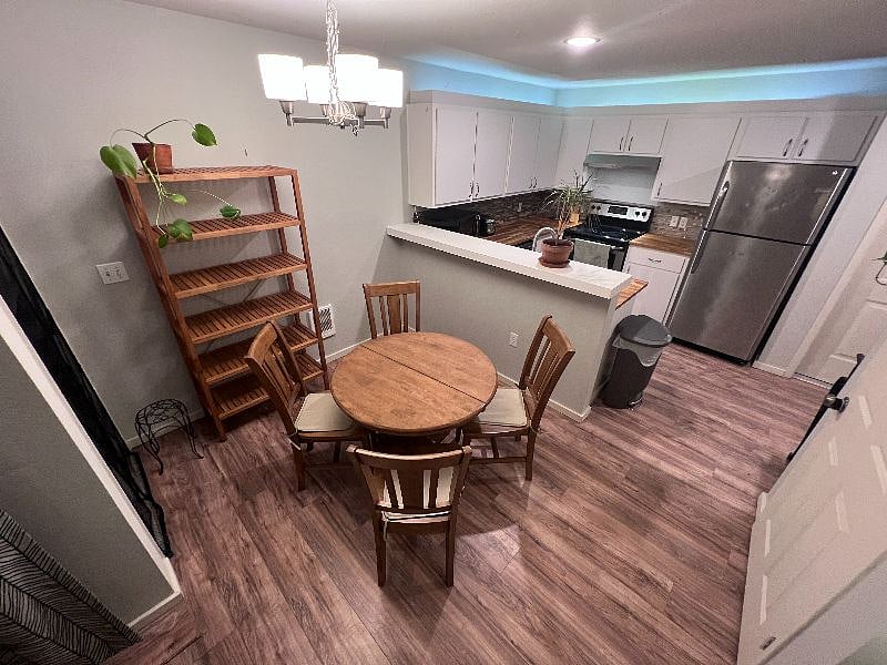 Furnished Finder property 595653_1 photo 3