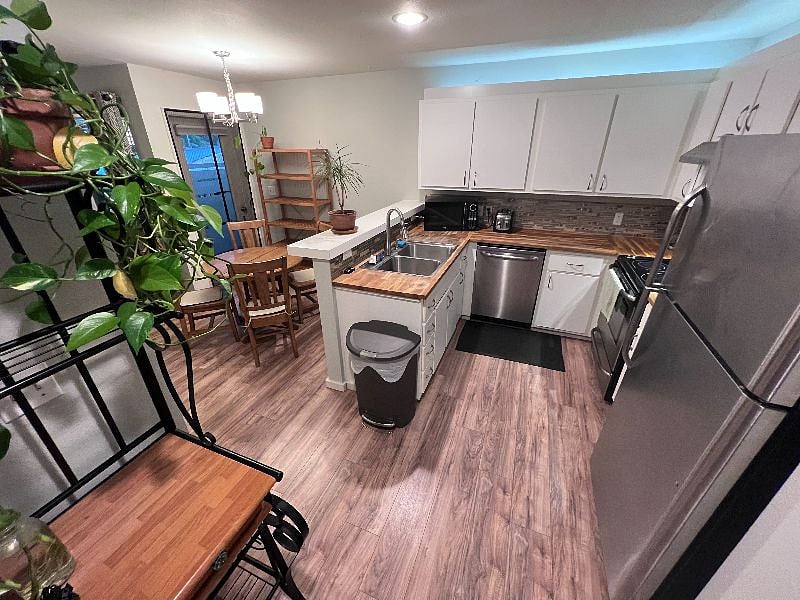 Furnished Finder property 595653_1 photo 4