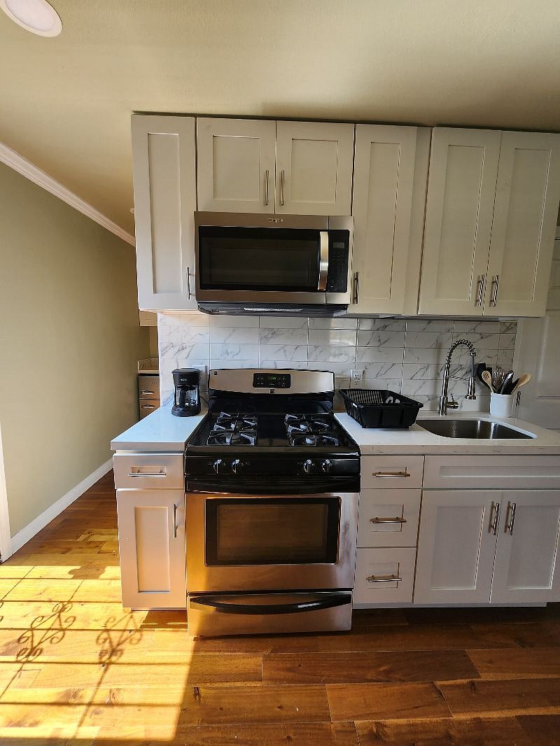 Furnished Finder property 595678_1 photo 8