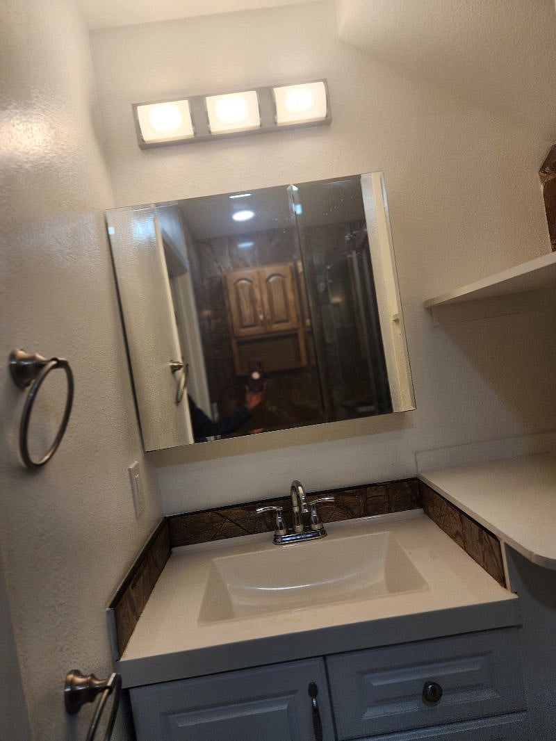 Furnished Finder property 595678_1 photo 18