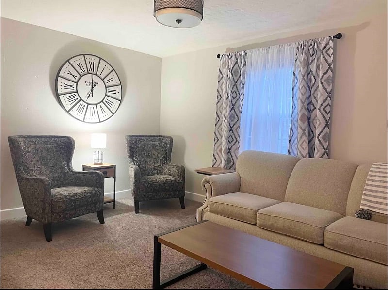 Furnished Finder property 595697_1 photo 3