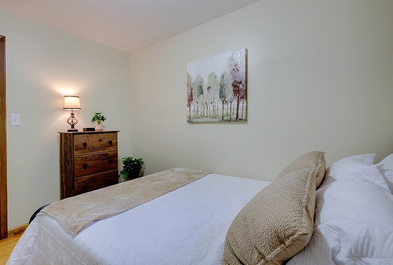 Furnished Finder property 595717_2 photo 17