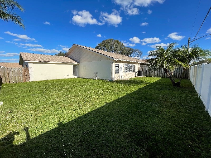 Furnished Finder property 595738_1 photo 12