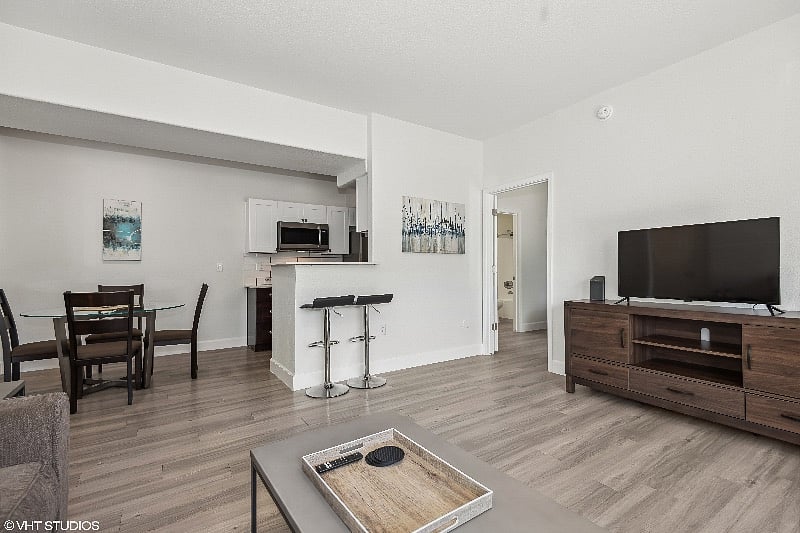Furnished Finder property 595753_1 photo 3