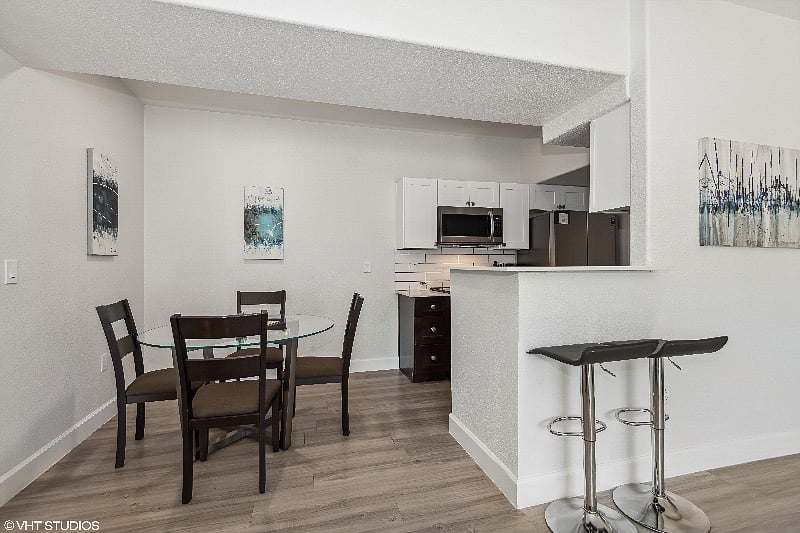 Furnished Finder property 595753_1 photo 8