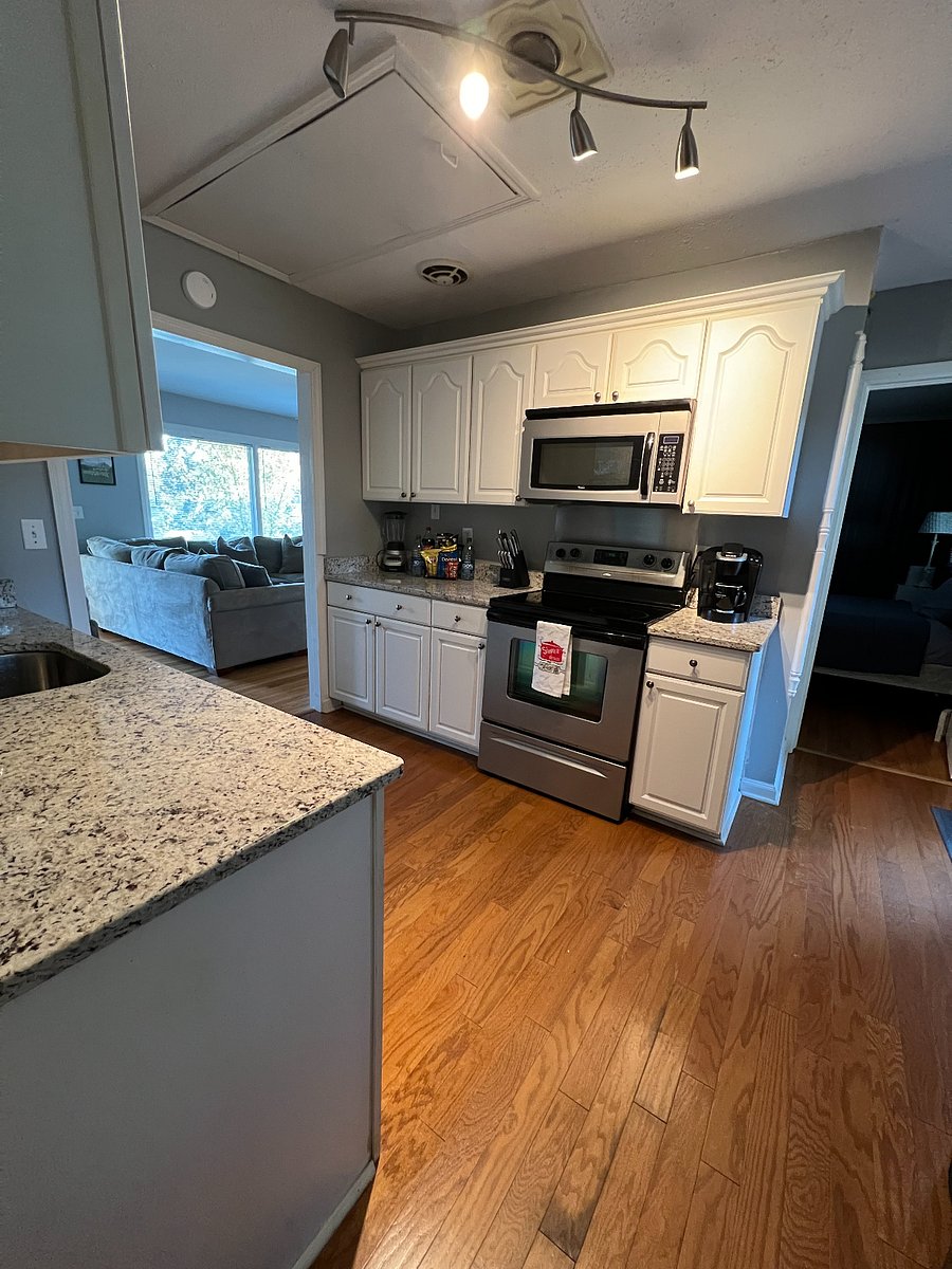 Furnished Finder property 595754_1 photo 3
