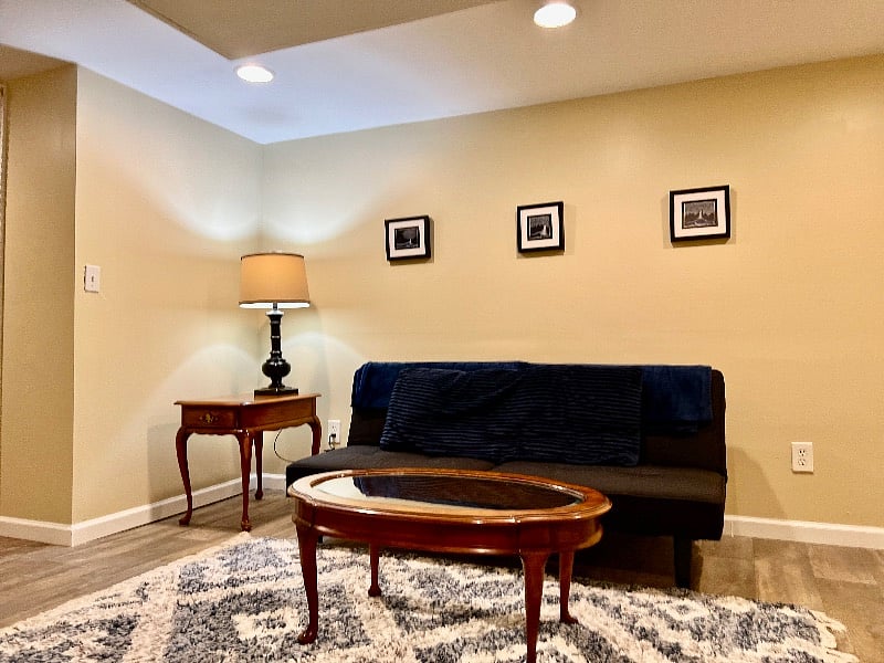 Lower level reading room 