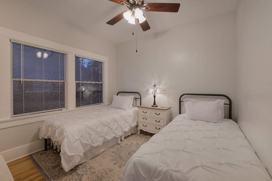 Furnished Finder property 595806_1 photo 9