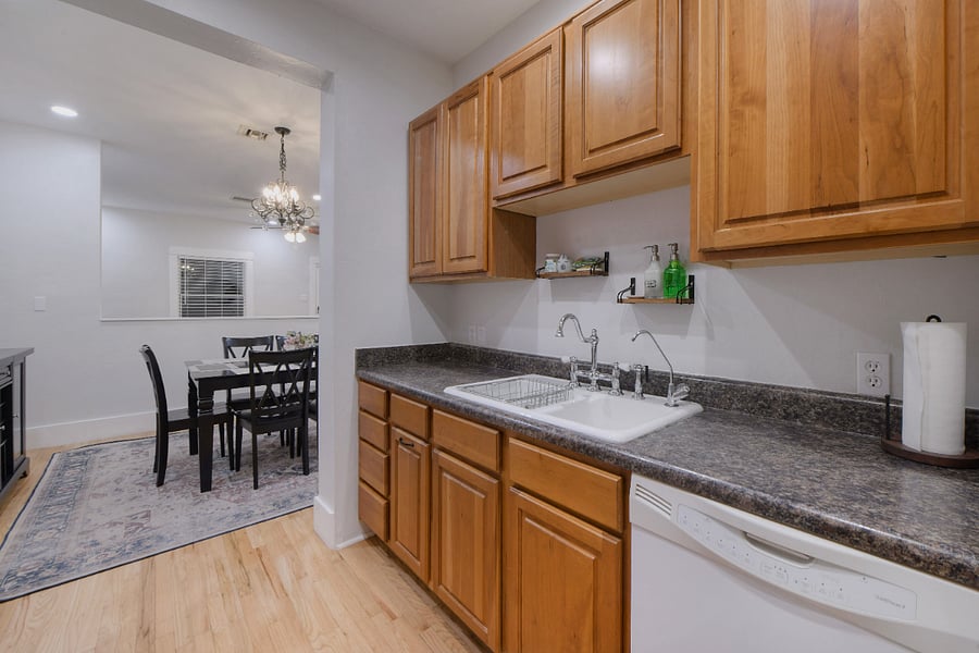 Furnished Finder property 595806_1 photo 18