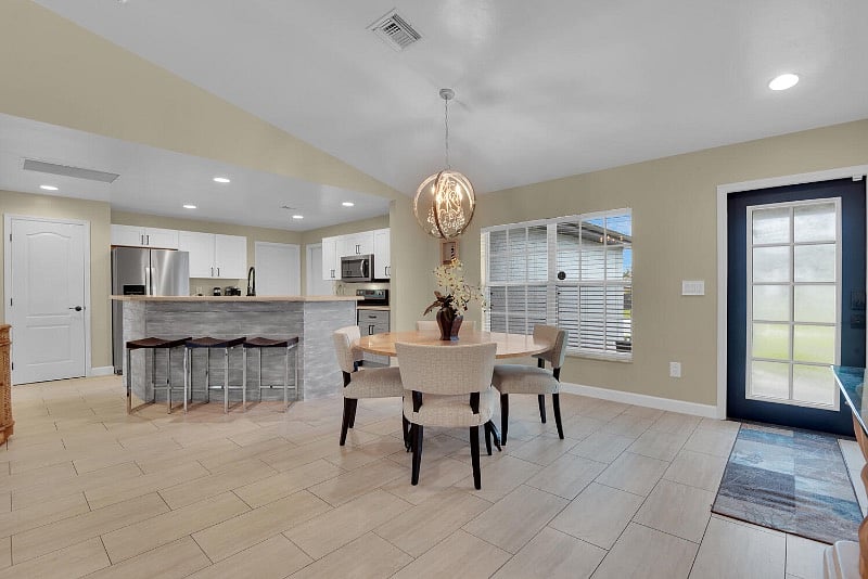 Furnished Finder property 595842_1 photo 7