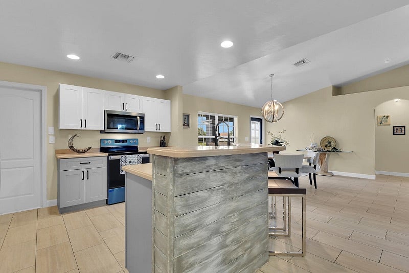Furnished Finder property 595842_1 photo 10