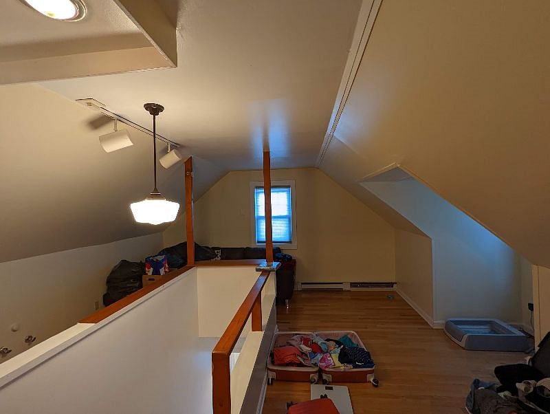 2nd Floor Master Ensuite