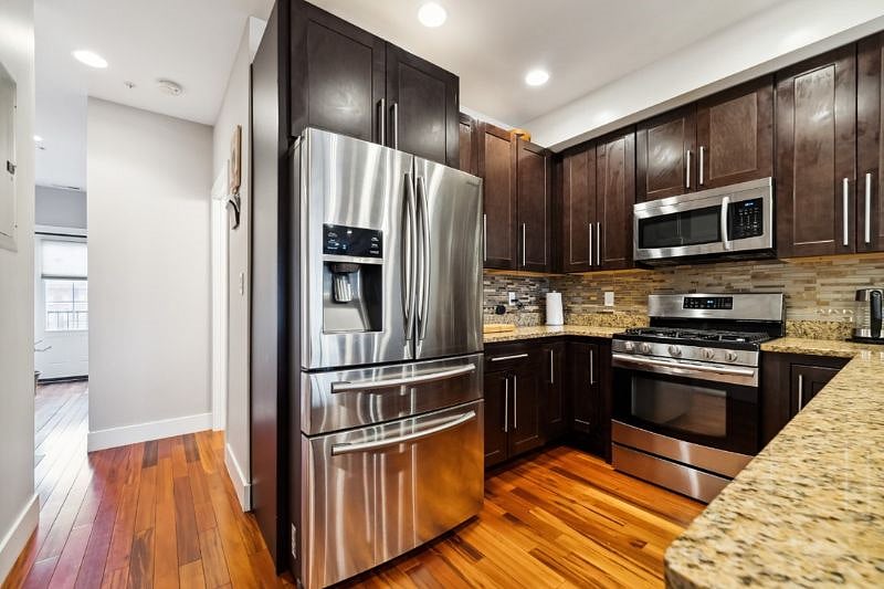 Furnished Finder property 595857_2 photo 3