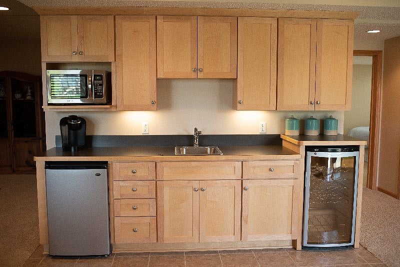 Furnished Finder property 595869_1 photo 14