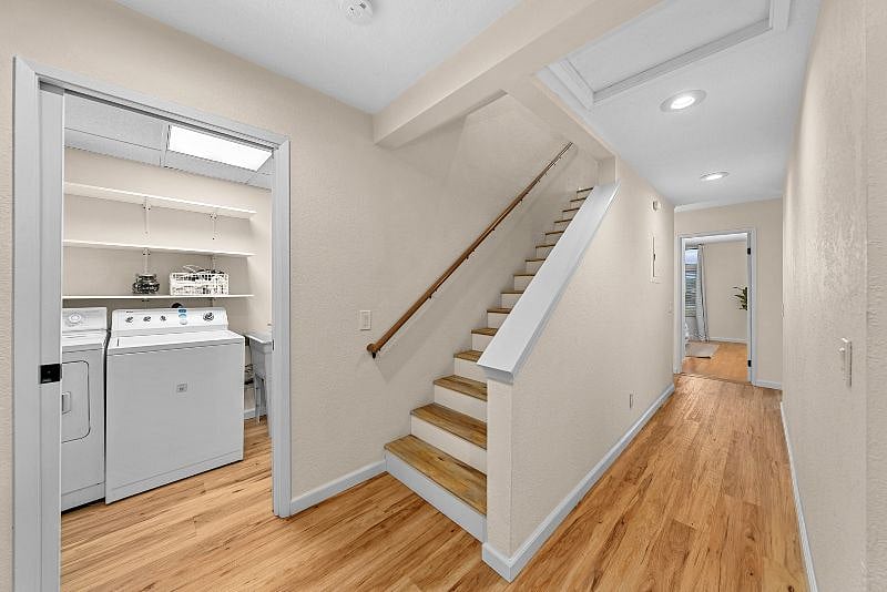 Furnished Finder property 595901_1 photo 16