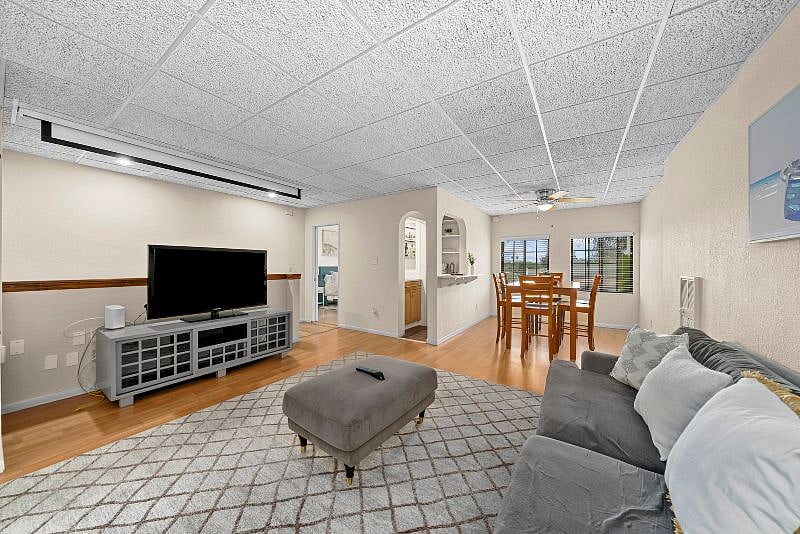 Furnished Finder property 595901_1 photo 4