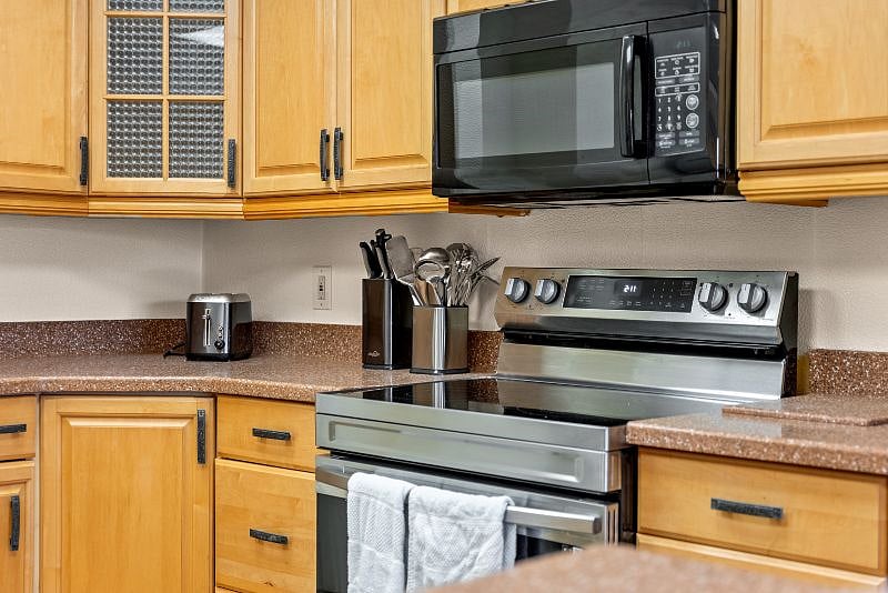 Furnished Finder property 595901_1 photo 15