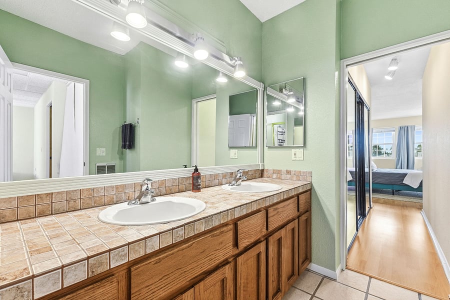Furnished Finder property 595901_1 photo 27