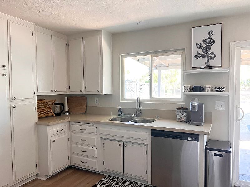 Furnished Finder property 595945_1 photo 8