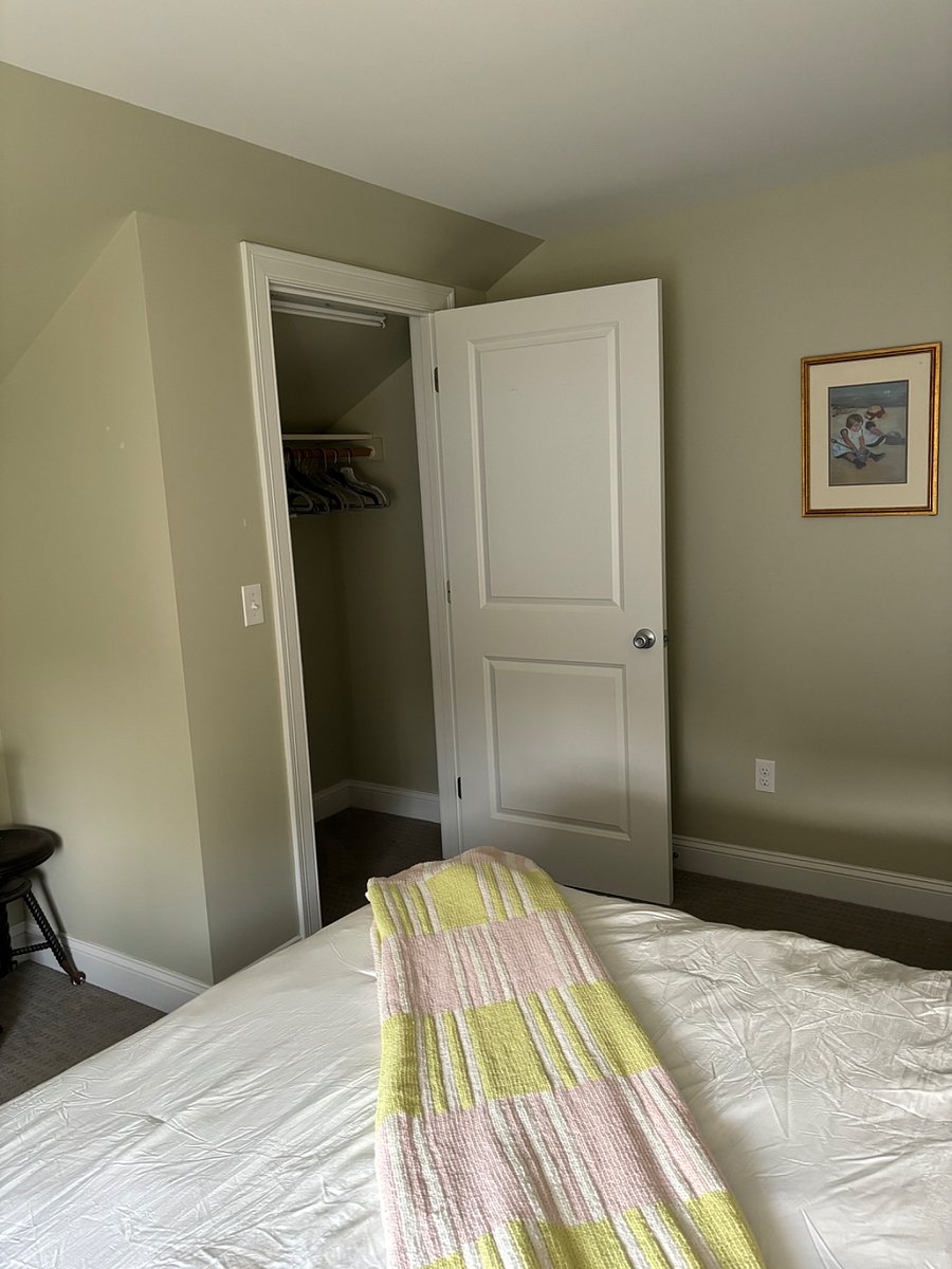 Furnished Finder property 596003_1 photo 16