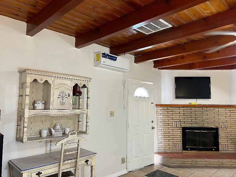 Furnished Finder property 596009_1 photo 2